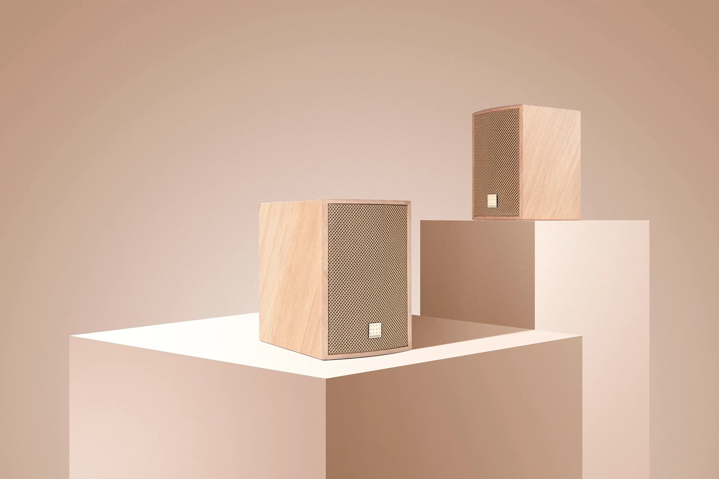 Amadeus Speakers Parallax PMX5 Microsoft