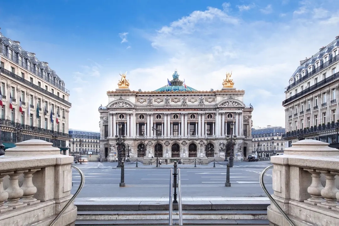Amadeus and HOLOPHONIX Bring Dantes Journe to Life at the Paris Opera