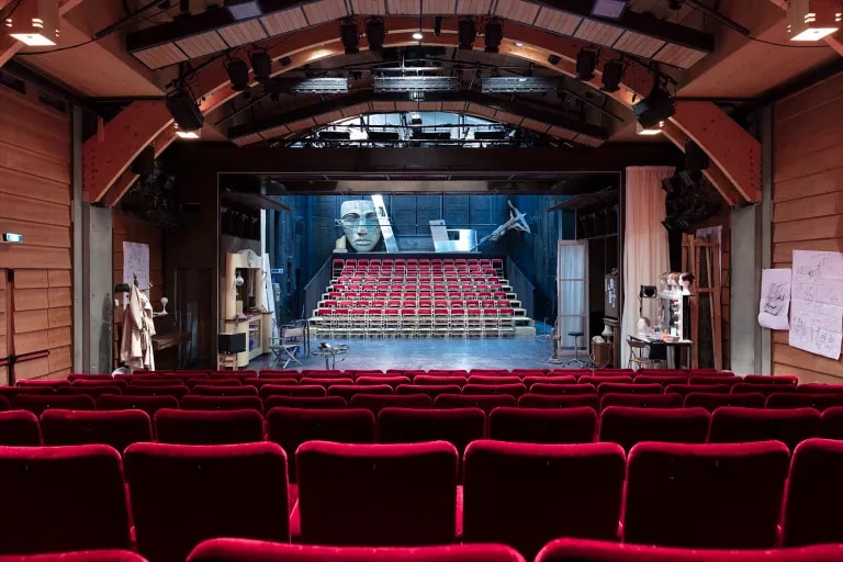 Theatre du Vieux Colombier in Paris Installs an Amadeus Immersive Sound System 004
